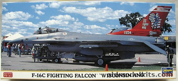 Hasegawa 1/72 General Dynamics F-16C Fighting Falcon - Wisconsin ANG 115th Fighter Wing 176th Squadron 50th Anniversary, 00611 plastic model kit